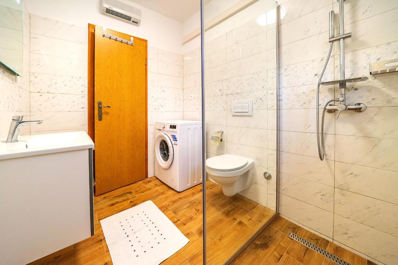 Apartments Jurina 2 Krk Town Bagian luar foto