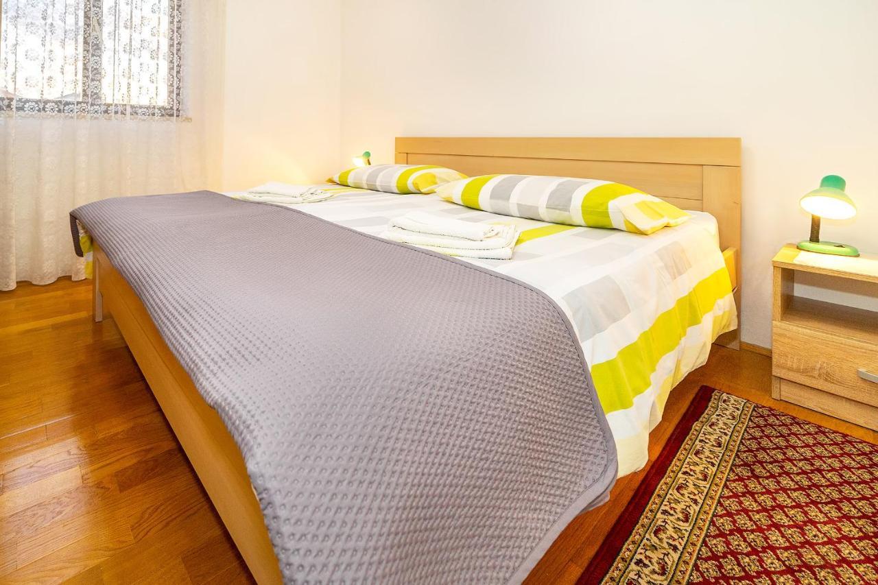 Apartments Jurina 2 Krk Town Bagian luar foto