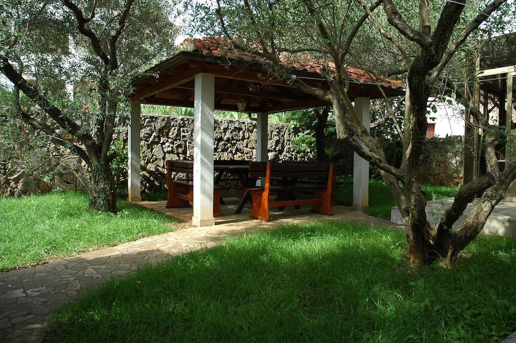 Apartments Jurina 2 Krk Town Bagian luar foto