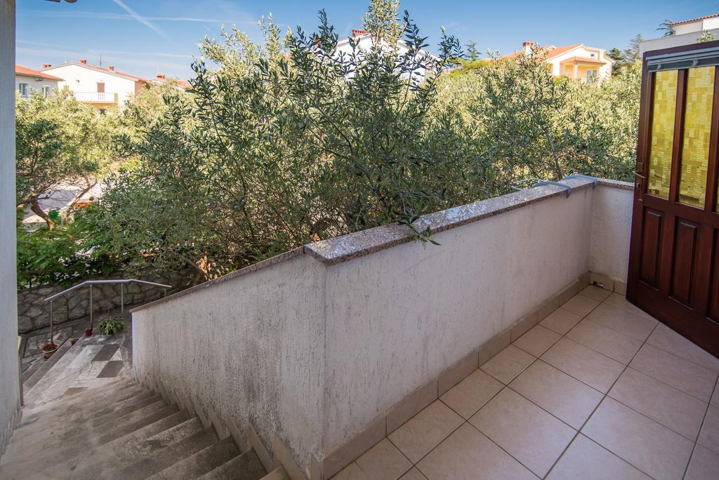 Apartments Jurina 2 Krk Town Bagian luar foto